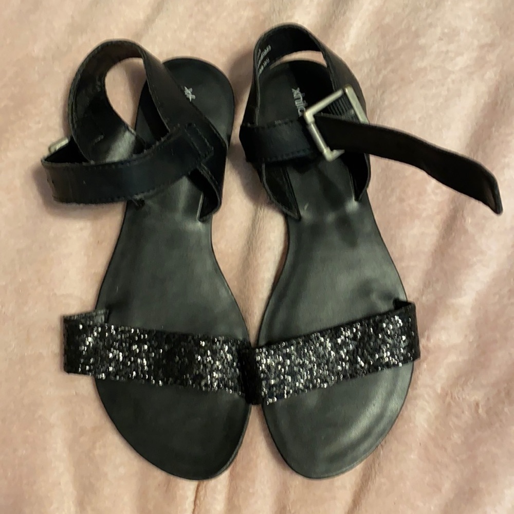 Black flats